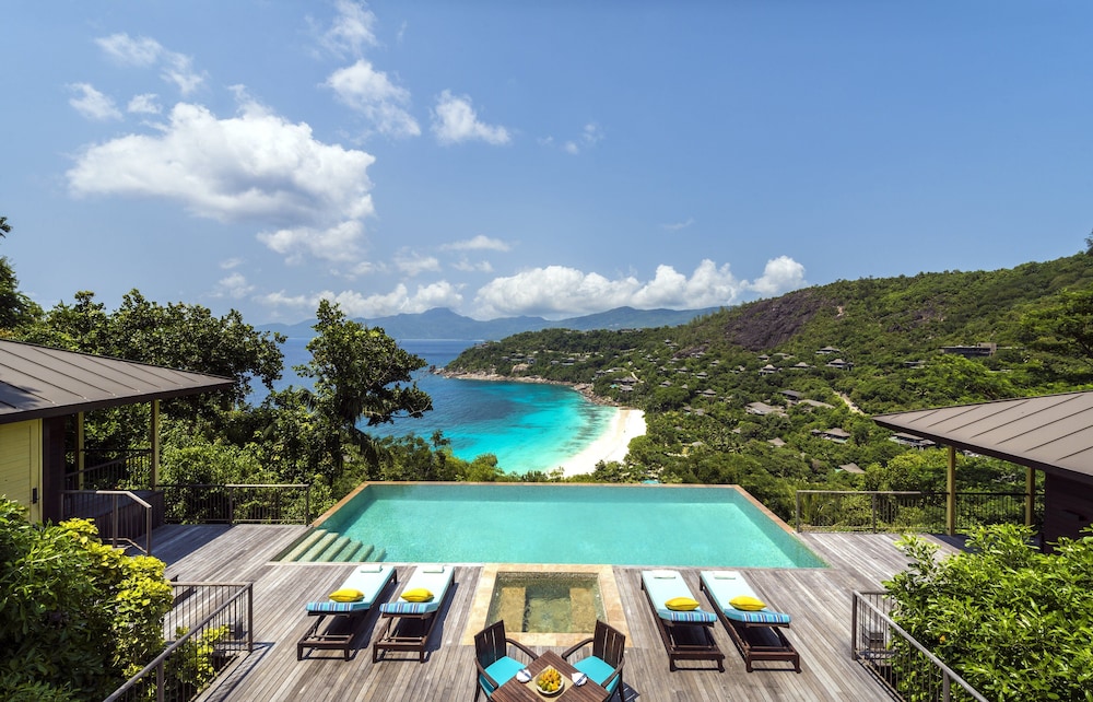 מלון Four Seasons Resort Seychelles באדיבות אתר חופשון
