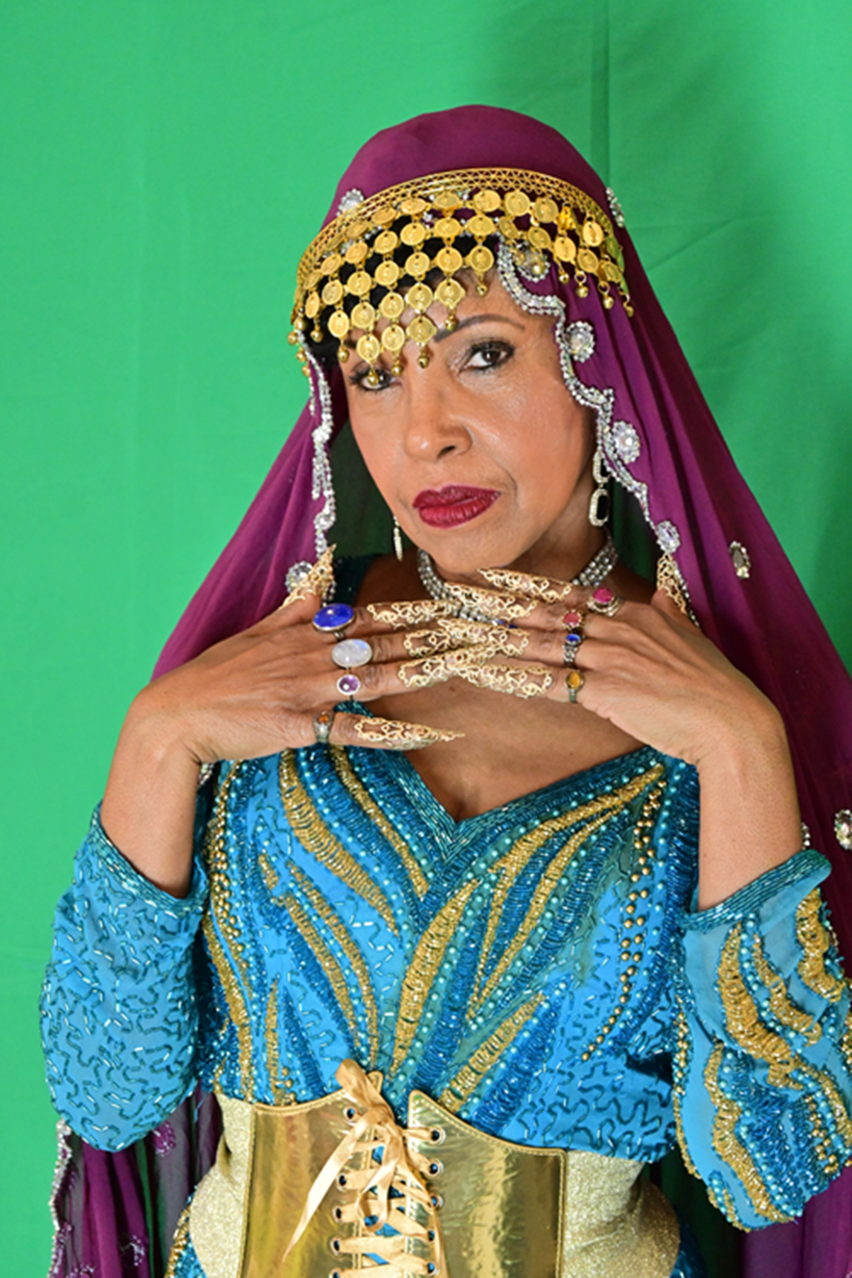 "אני בוחרת בשמחה ובאהבה ומשנה את התדר של עצמי ושל הסובבים אותי"