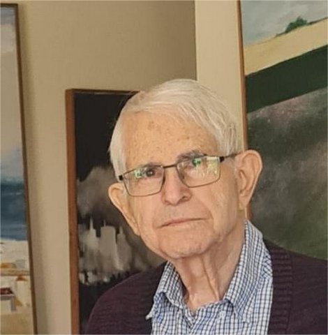 עורך דין, דיפלומט, יקיר ירושלים ועכשיו גם מחדש תנ"ך