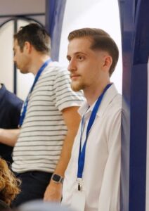 "אנחנו מאמינים שההצלחה של לקוחותינו היא הצלחתנו ומתחייבים להציע שירות אישי, מקצועי ואמין"