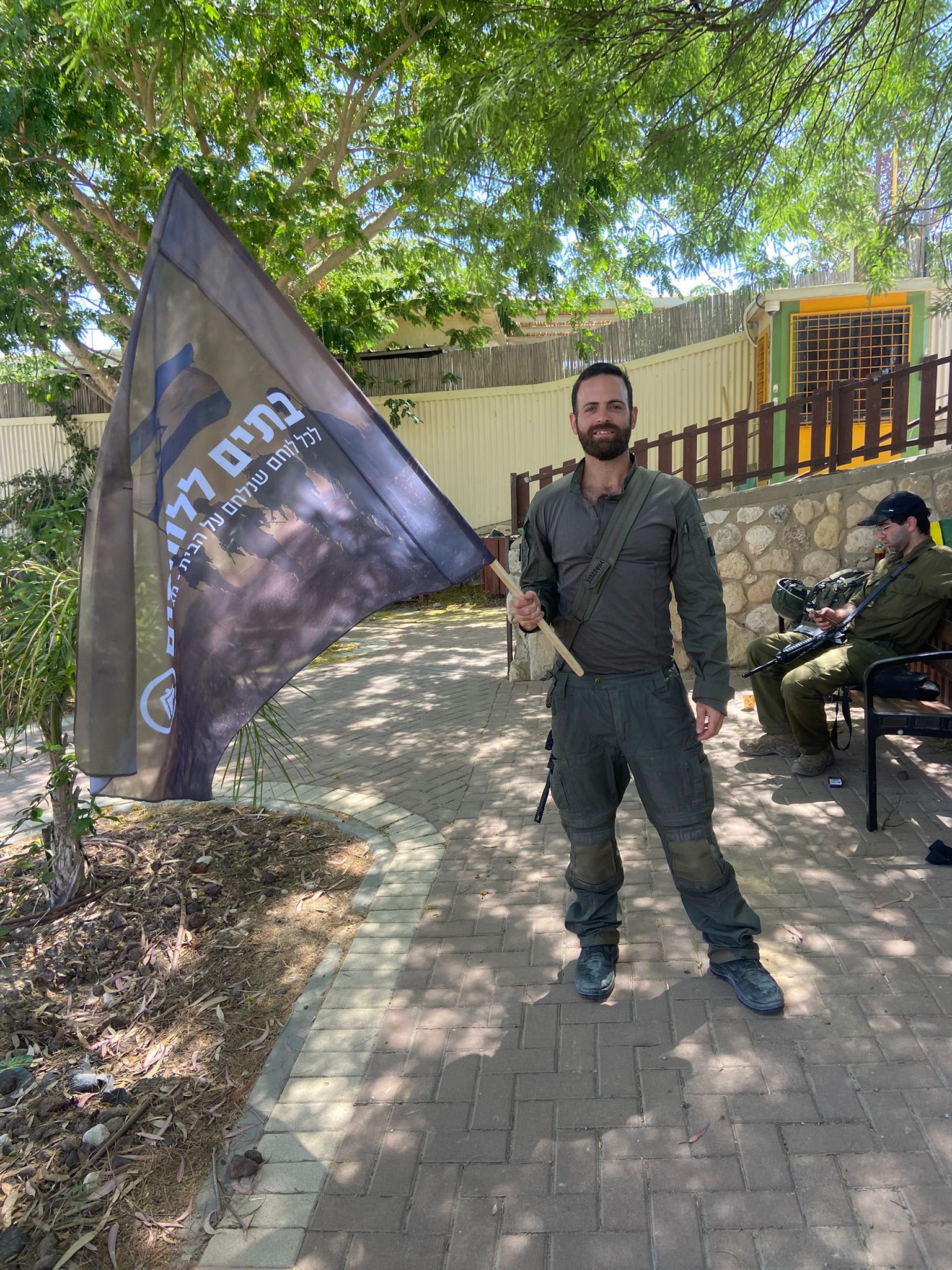 "קיבלתי עשרות תגובות של אנשים שכתבו לי: 'אתה צודק', 'אנחנו איתך', 'בבקשה רק תמשיך. אל תעצור'"