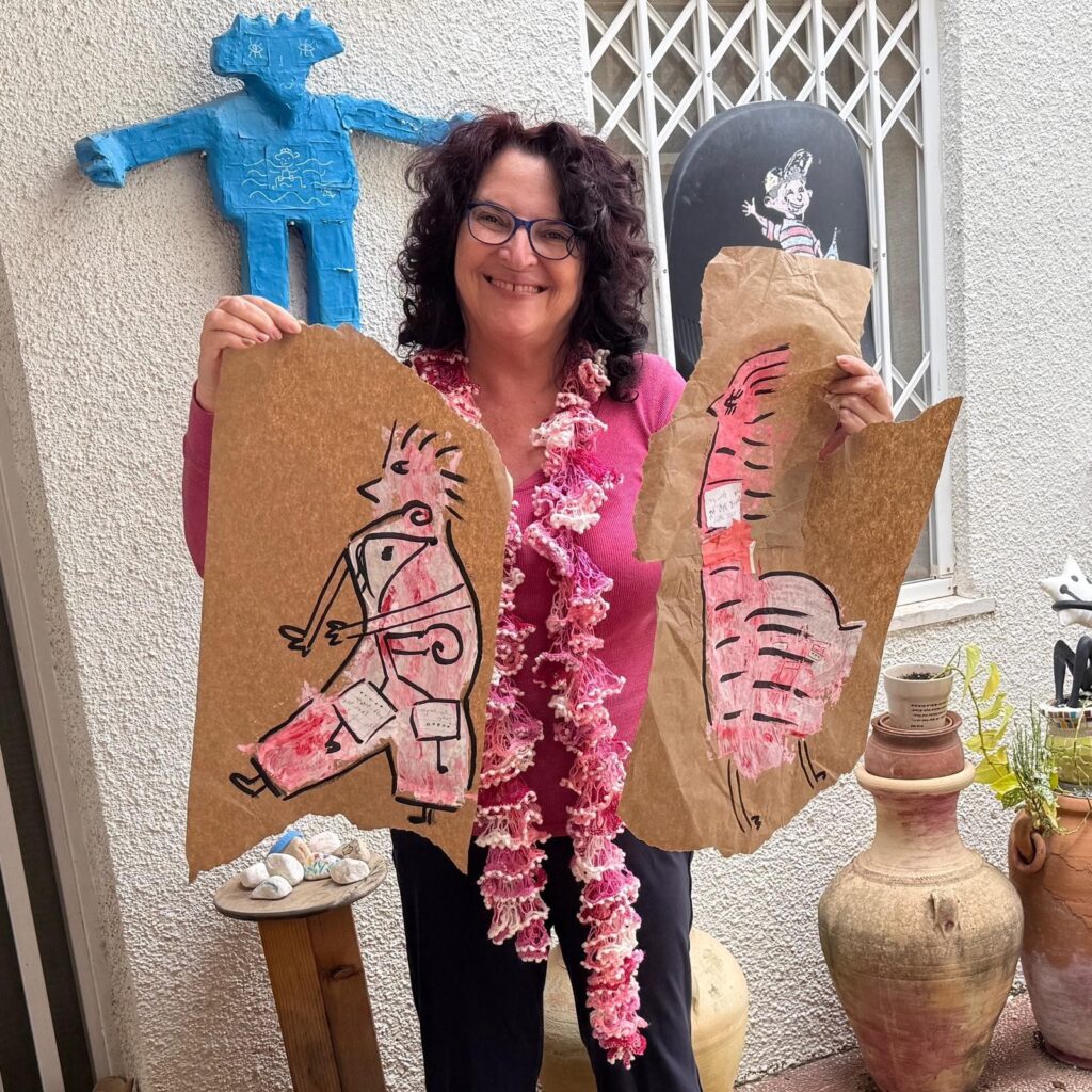 "זהו גשר של מילים אבל גם של רגש"